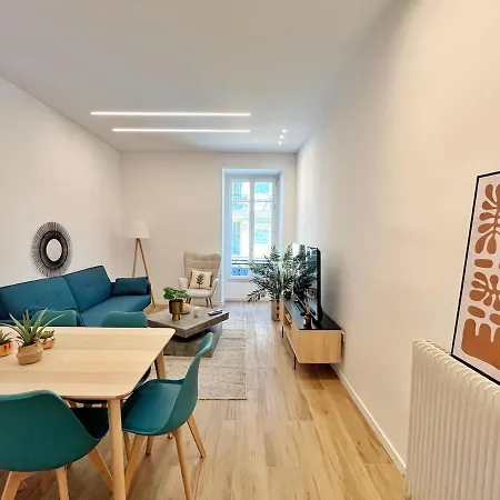 Ref 114 - Beautiful 3-room In The Center 니스