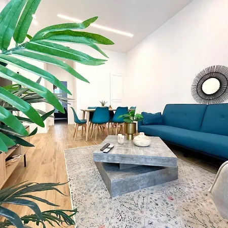 Ref 114 - Beautiful 3-room In The Center 니스