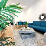 Ref 114 - Beautiful 3-room In The Center Ницца