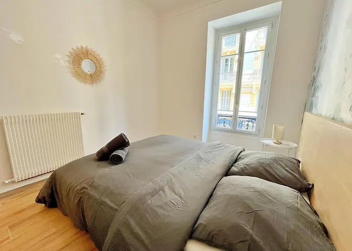 Ref 114 - Beautiful 3-room In The Center Apartmán Nice