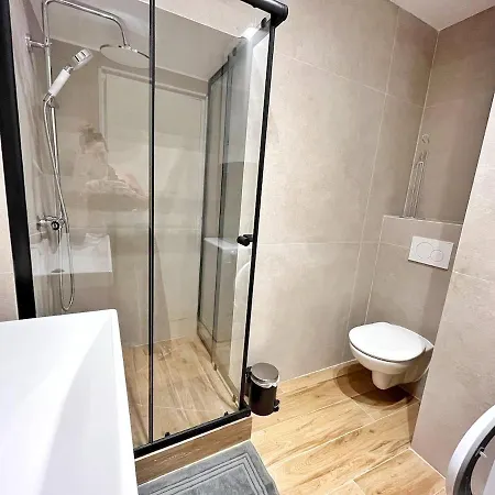 Apartamento Ref 114 - Beautiful 3-room In The Center